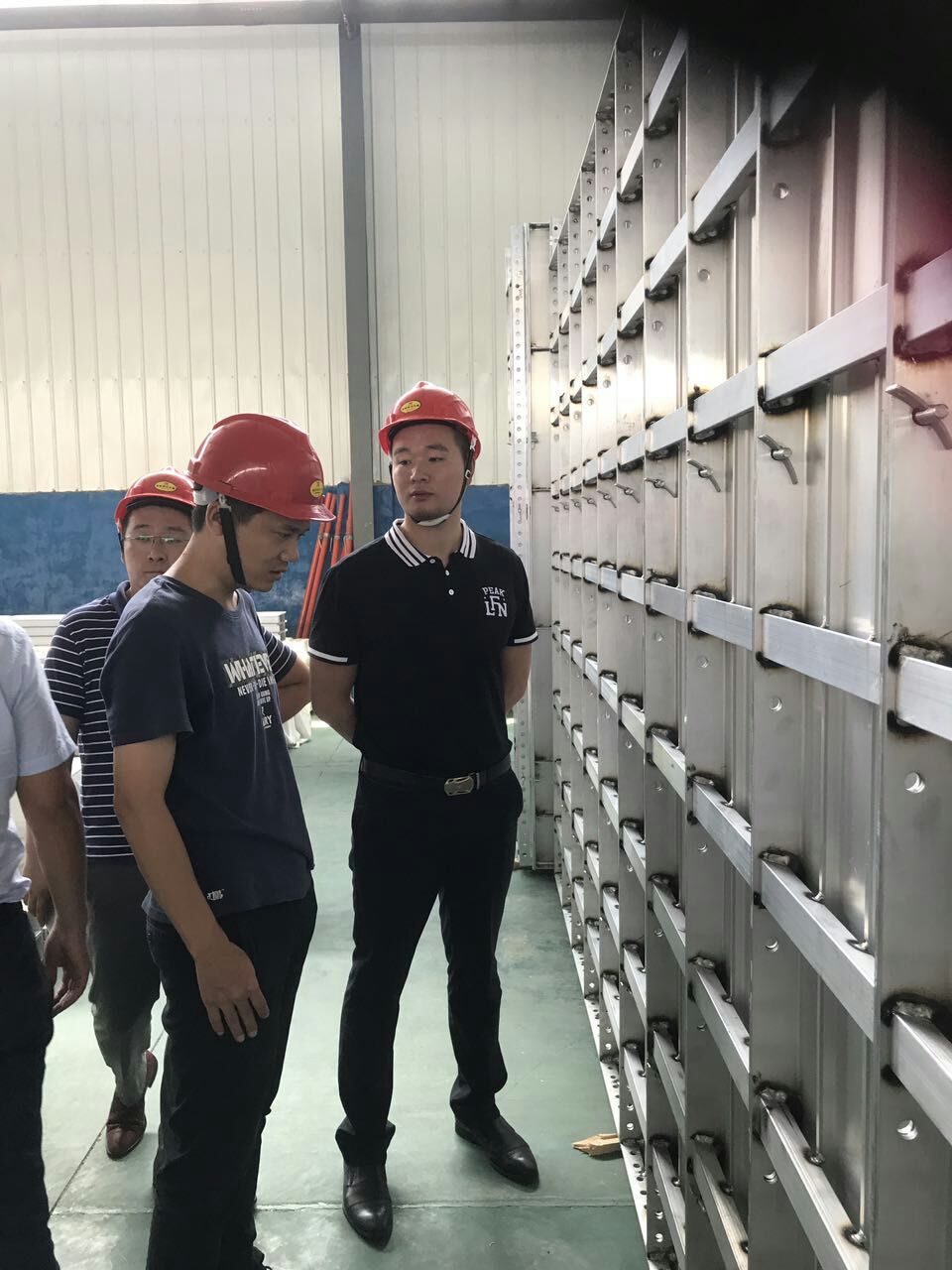 熱烈歡迎北京三建和融創中國來我公司考察