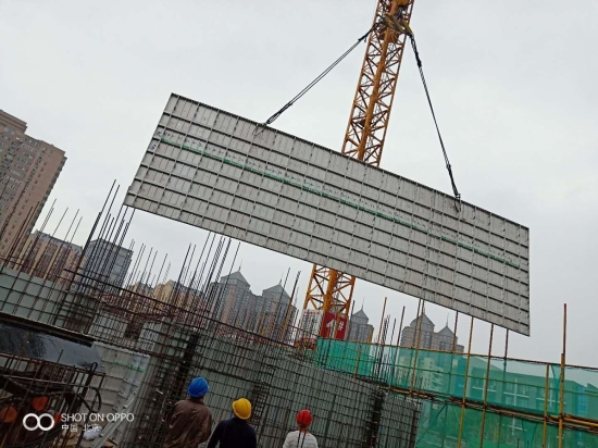 五棵松聯手北京建工,