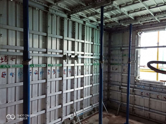 五棵松聯手北京建工,