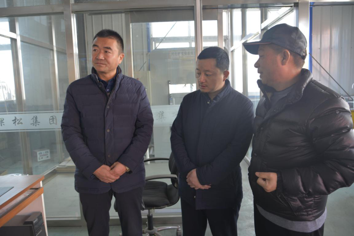 熱烈歡迎蘭州三友木業有限公司領導到五棵松木業參觀考察!