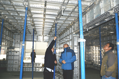 恭賀五棵松鋁模板順利通過世茂地產和北京韓建集團有限公司出廠驗收！