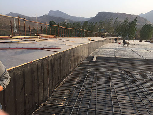 木模板搭設(shè)